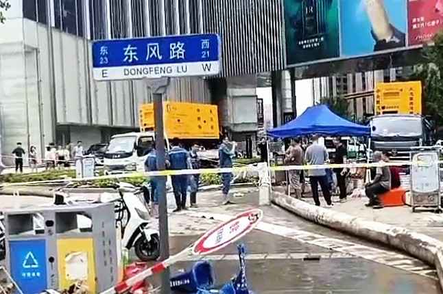 安博站·官方端网站登录入口-安博(中国)排涝突击队在排涝现场